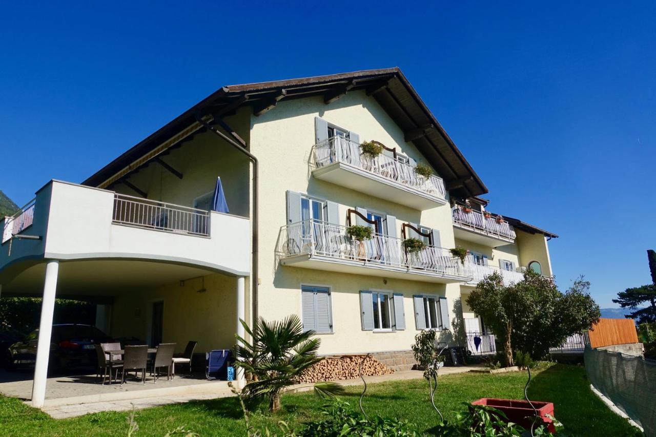 Strengen Guesthouse Caldaro Bagian luar foto