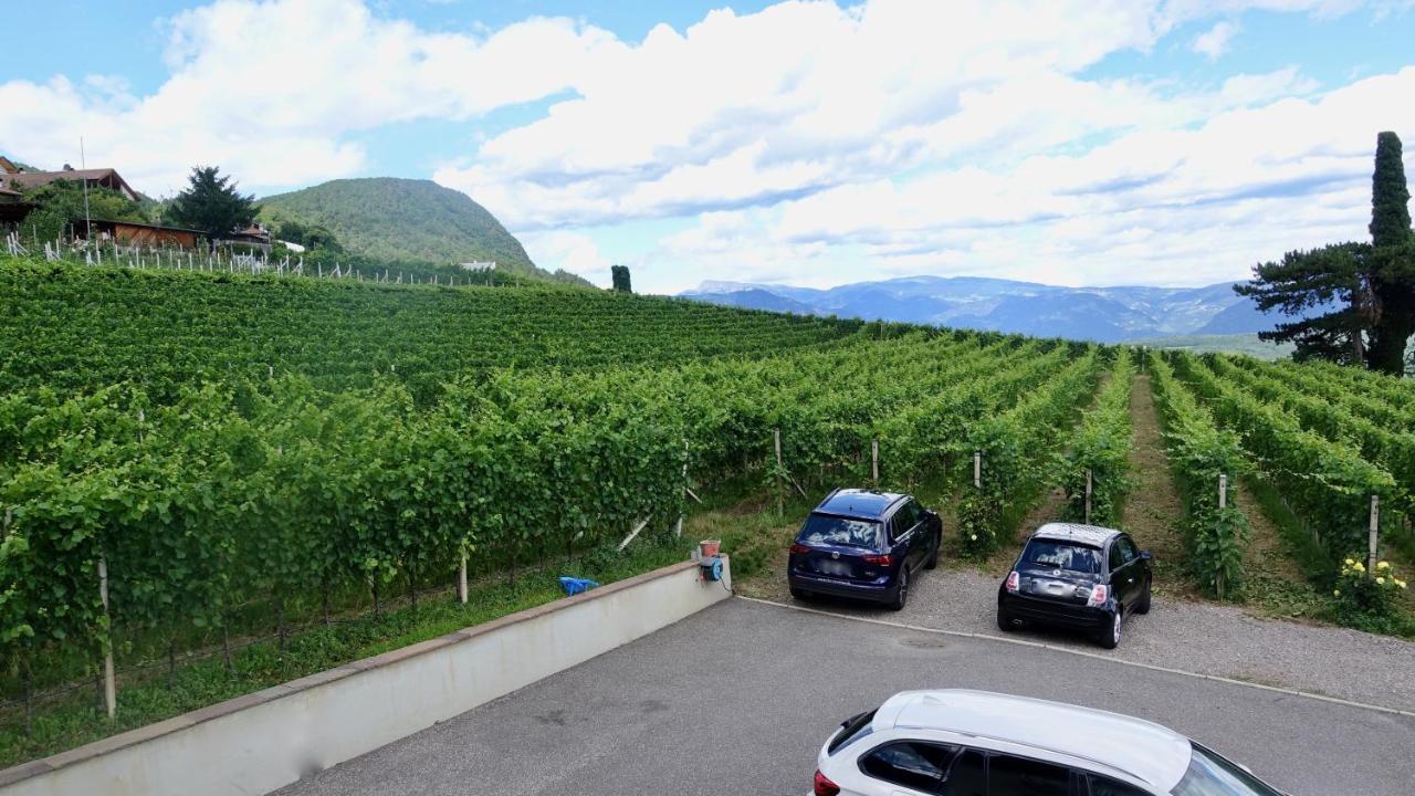 Strengen Guesthouse Caldaro Bagian luar foto