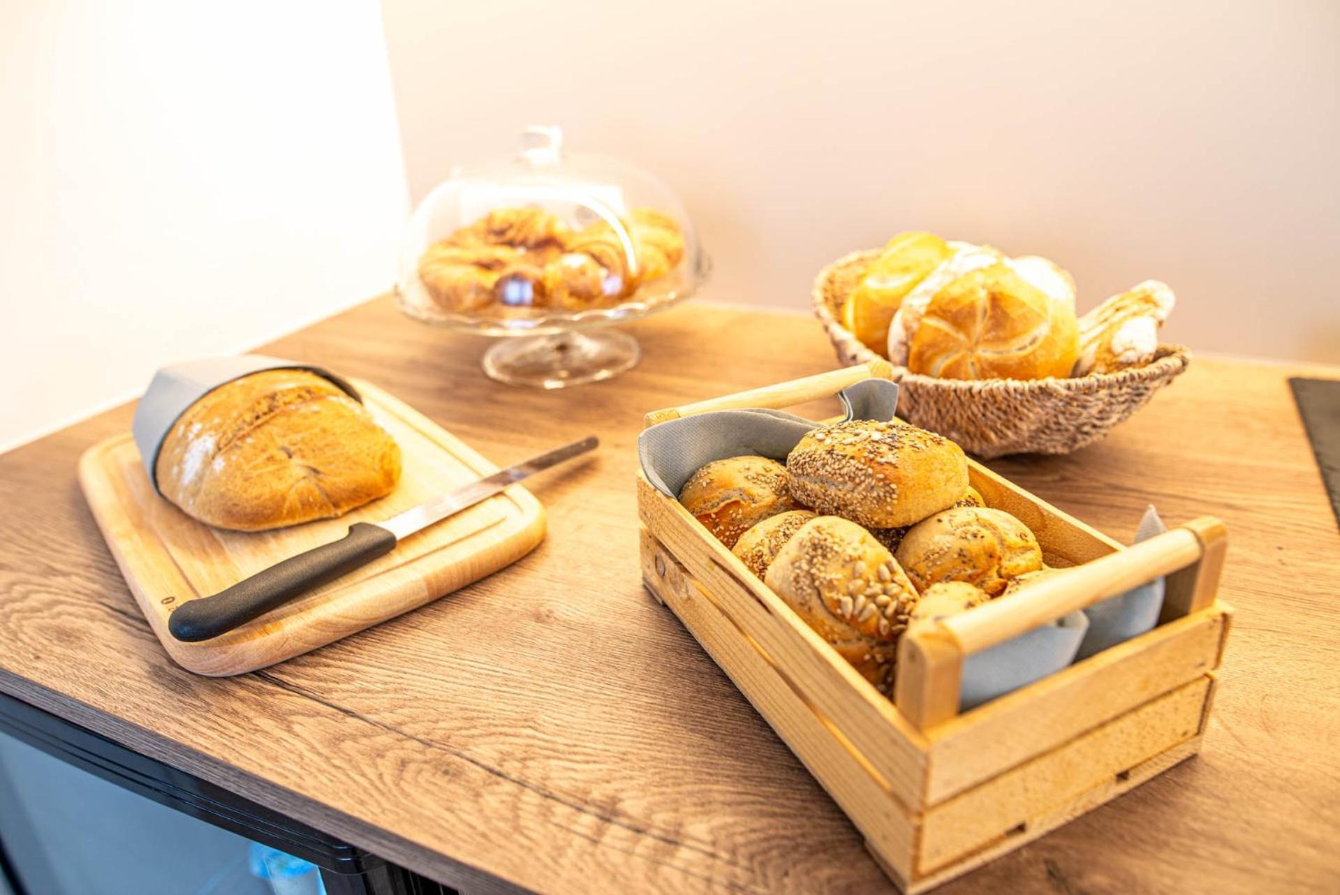Strengen Guesthouse Caldaro Bagian luar foto