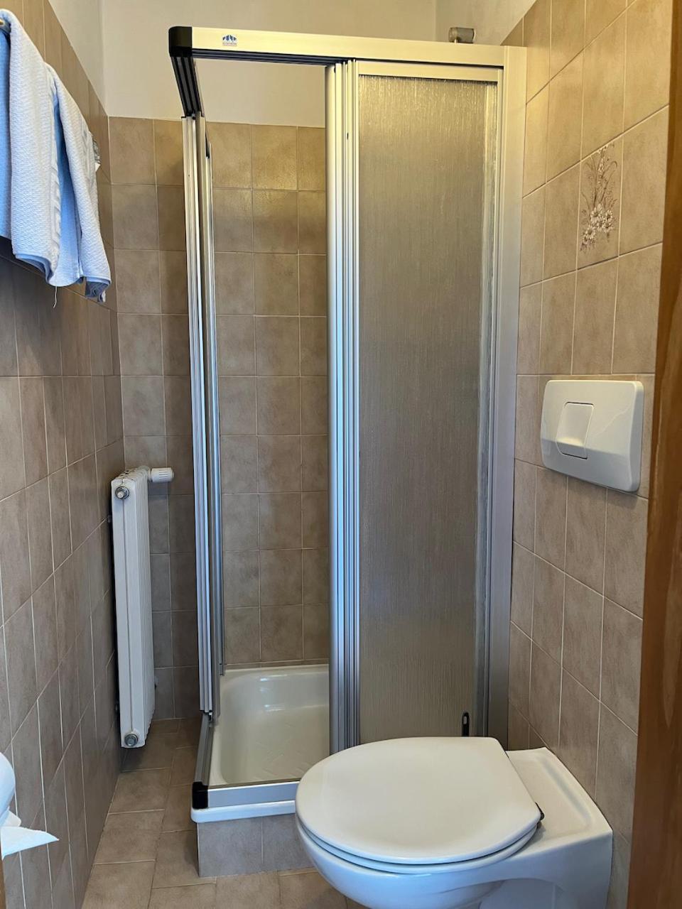 Strengen Guesthouse Caldaro Bagian luar foto